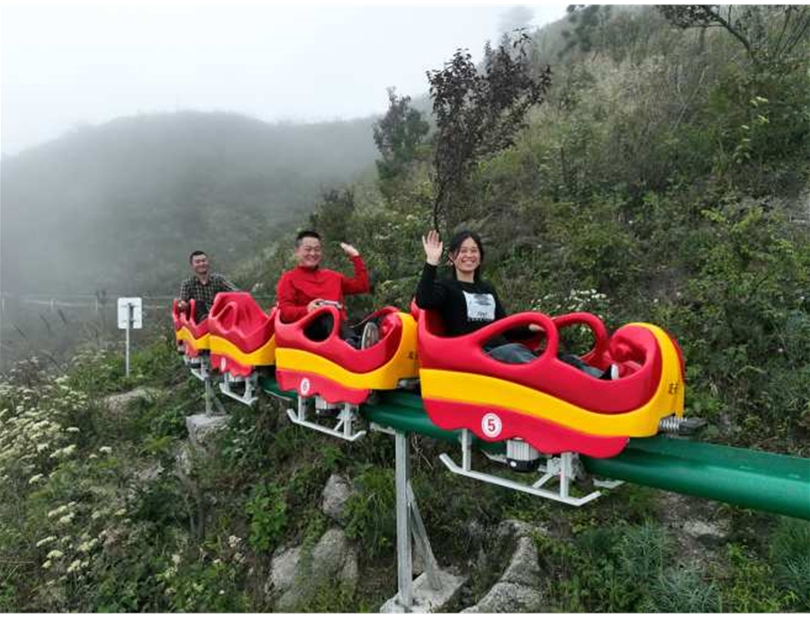 云端逐风，穿行幽谷：龙瑶幽谷追云号单轨滑车，为文旅赋能新活力
